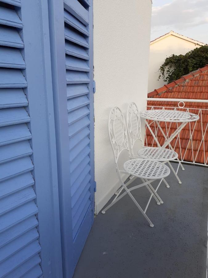 Apartments Dile Sukošan Екстериор снимка